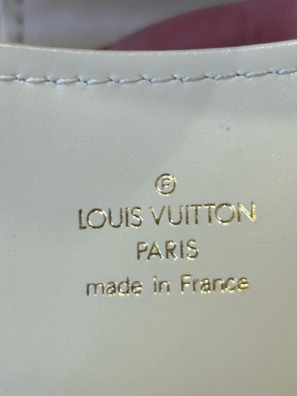 Louis Vuitton LIMITED EDITION Velvet chains Mini Linda Monogram Chain Bag - Picture 16 of 16